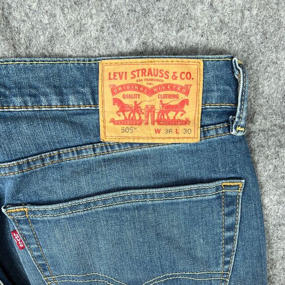 Levi’s Jeans Mens 36 X 30 505 Straight Leg Regular Faded Blue Denim Pants - Picture 7 of 13